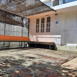بيت شباب A Loft, Alappuzha