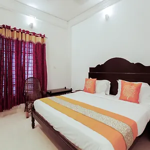 Oyo 4867 Royal Homes Alappuzha